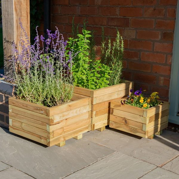 Forest Kendal Square Wooden Garden Planter 1'8x1'8 (0.5x0.5m) - Set of 3