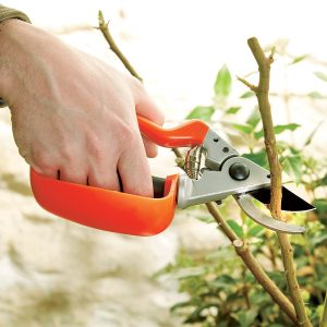 Garden Secateurs Strain Reducing L22cm