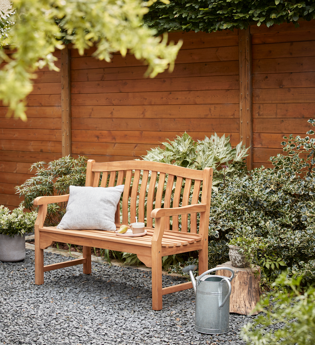 Mahogany deals garden bench