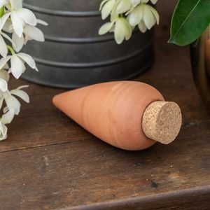 Olla indoor pot waterer - terracotta