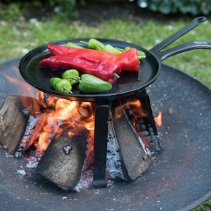 Open fire cooking tripod