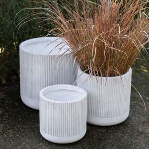 Set of three ribbed planters - light grey