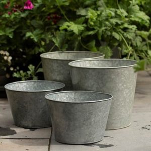 Single galvanised pot