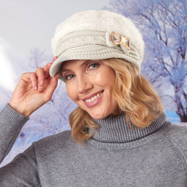 Cloche Peak Hat Cream