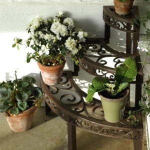 Cast iron corner pot display