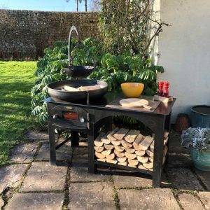 Complete outdoor kitchen