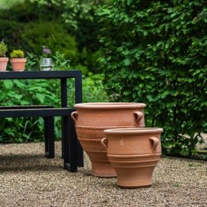 Evie terracotta pot