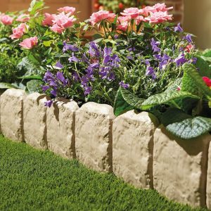 Lawn Edging Cobbled Stone-Effect Packs of 10 W25 x H10cm L2.4m