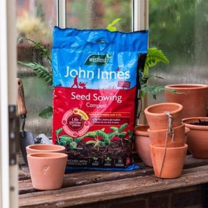 Peat free seed sowing compost with John Innes