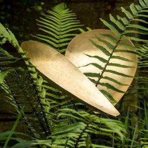 Pot watering droplet - brass scallop