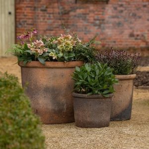 Terracotta pot - sandblasted