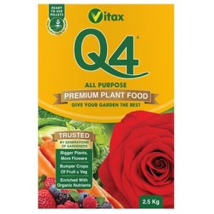 Vitax Q4 fertiliser