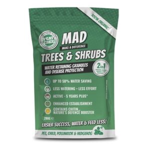 Organic water saving granules with pest protection for trees and shrubs