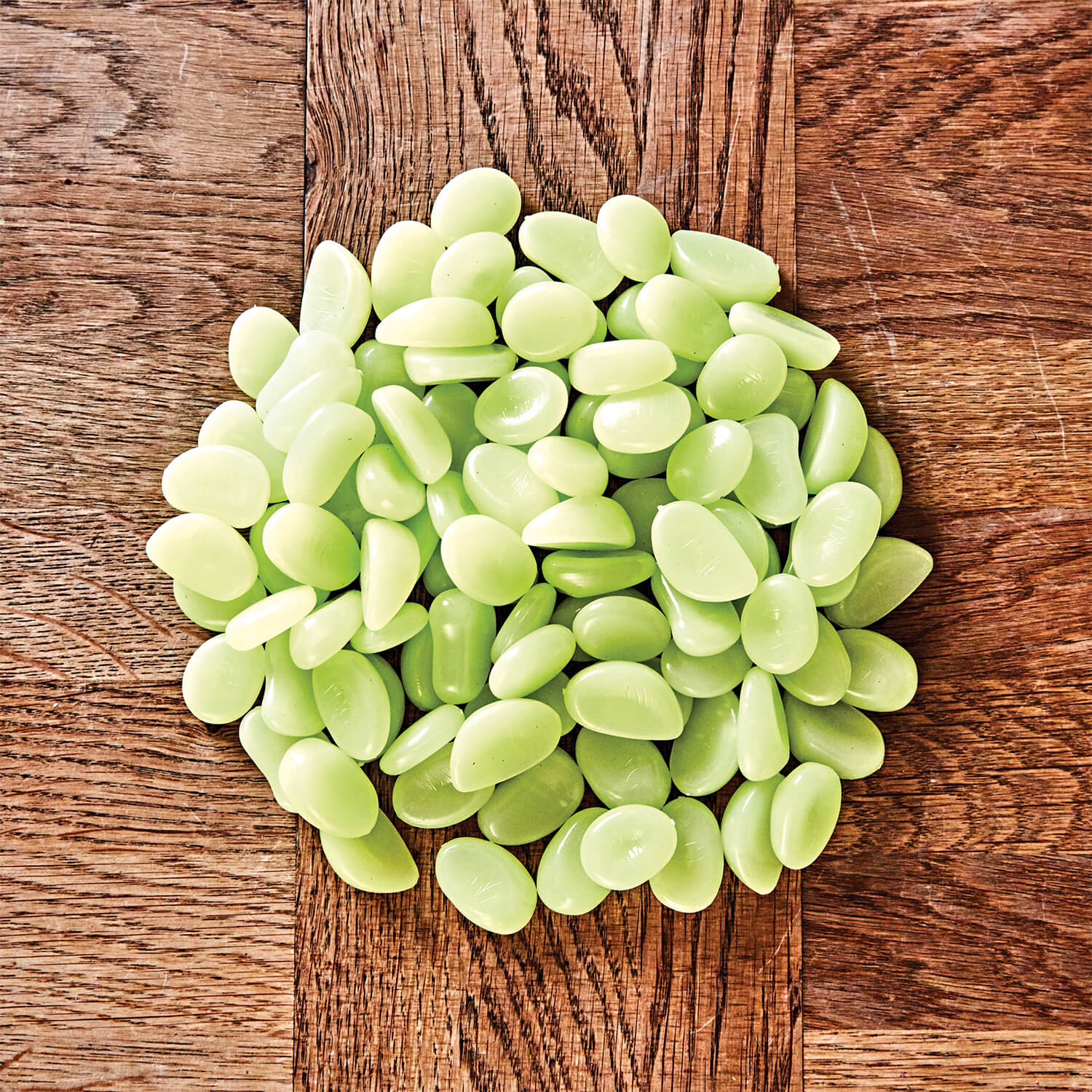 Pack Of 200 Glow-In-The-Dark Pebble Stones