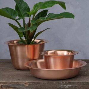 Spun copper pot