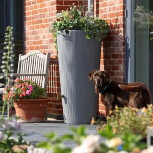 Stone grey ribbed water butt with planter - 220 litres