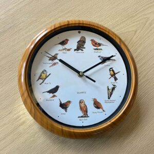 Wood Effect Frame Bird Song Clock