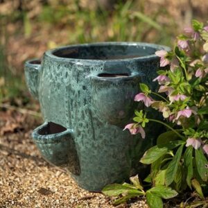 Strawberry planter - speckled green